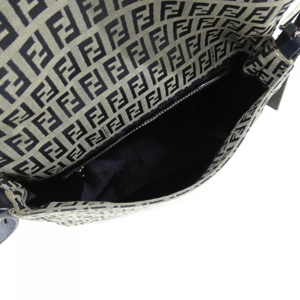 Fendi Mamma Baguette 26325 Shoulder Bag - Picture 7 of 8